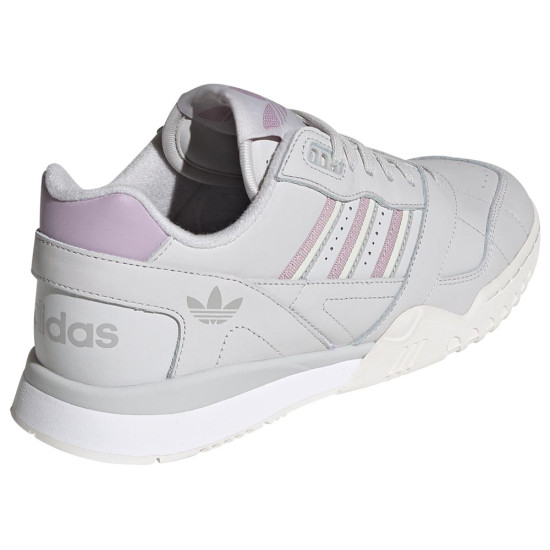 Adidas A.R. Trainer W
